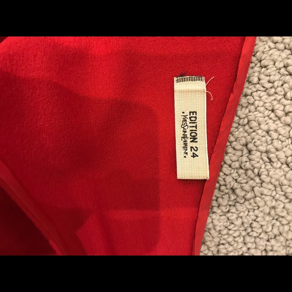 YVES Sant Laurent dress. - Picture 5 of 6